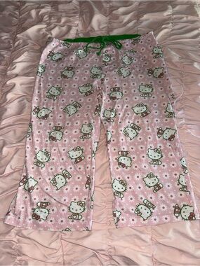 Y2k Hello Kitty pink pyjama pants cutest mini pocket on front! :3
